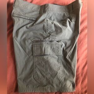 Men’s Orvis tech cargo shorts 34 waist